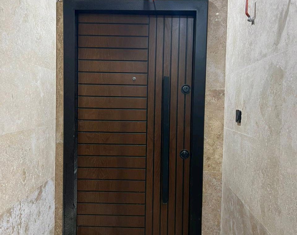 فروش آپارتمان 133 متر خ پاسداران انزلی