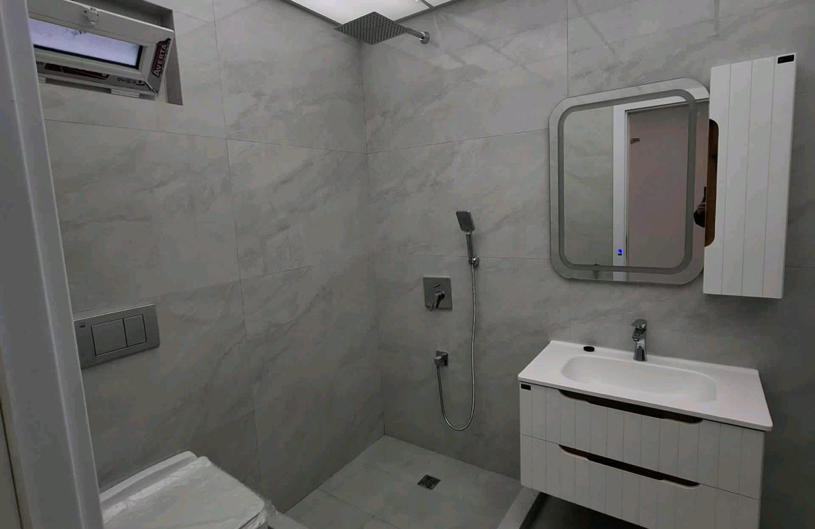 فروش آپارتمان تکواحدی سی متری انزلی