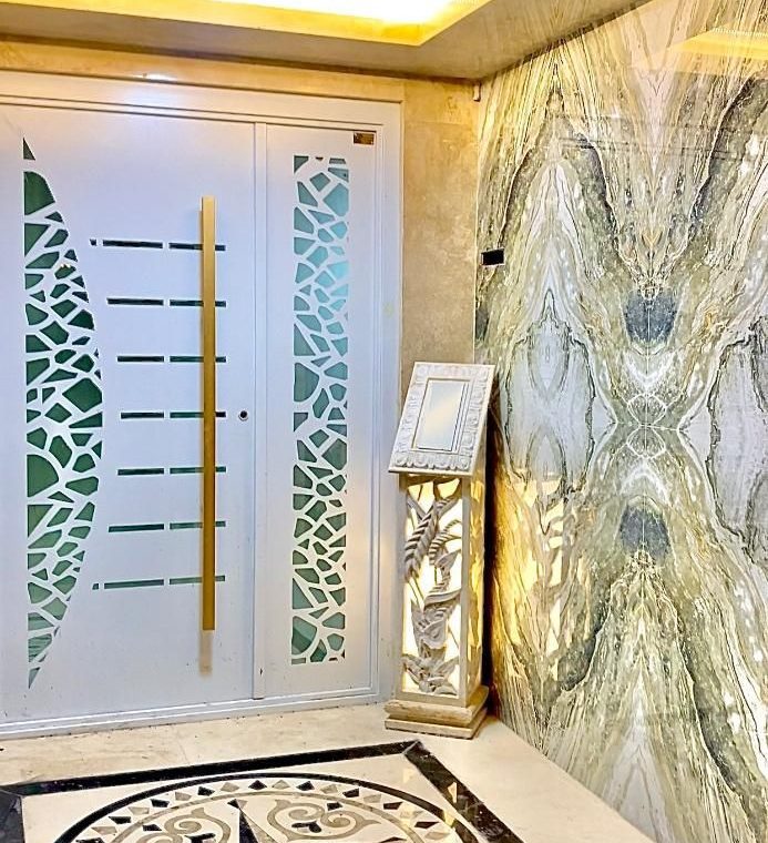 خرید آپارتمان بر اول خیابان پاسداران انزلی