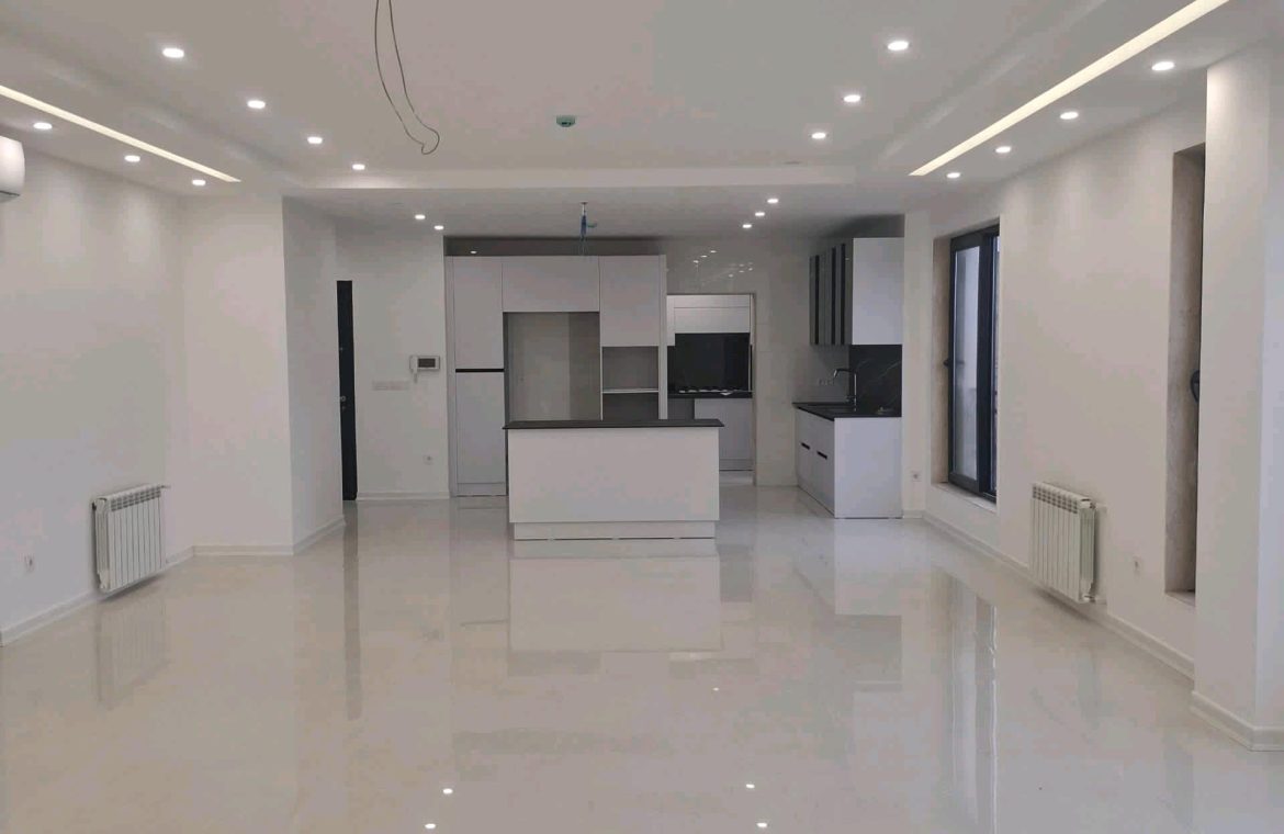 فروش آپارتمان تکواحدی سی متری انزلی