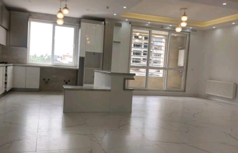 فروش آپارتمان 153 متر خ پاسداران انزلی کد 17561