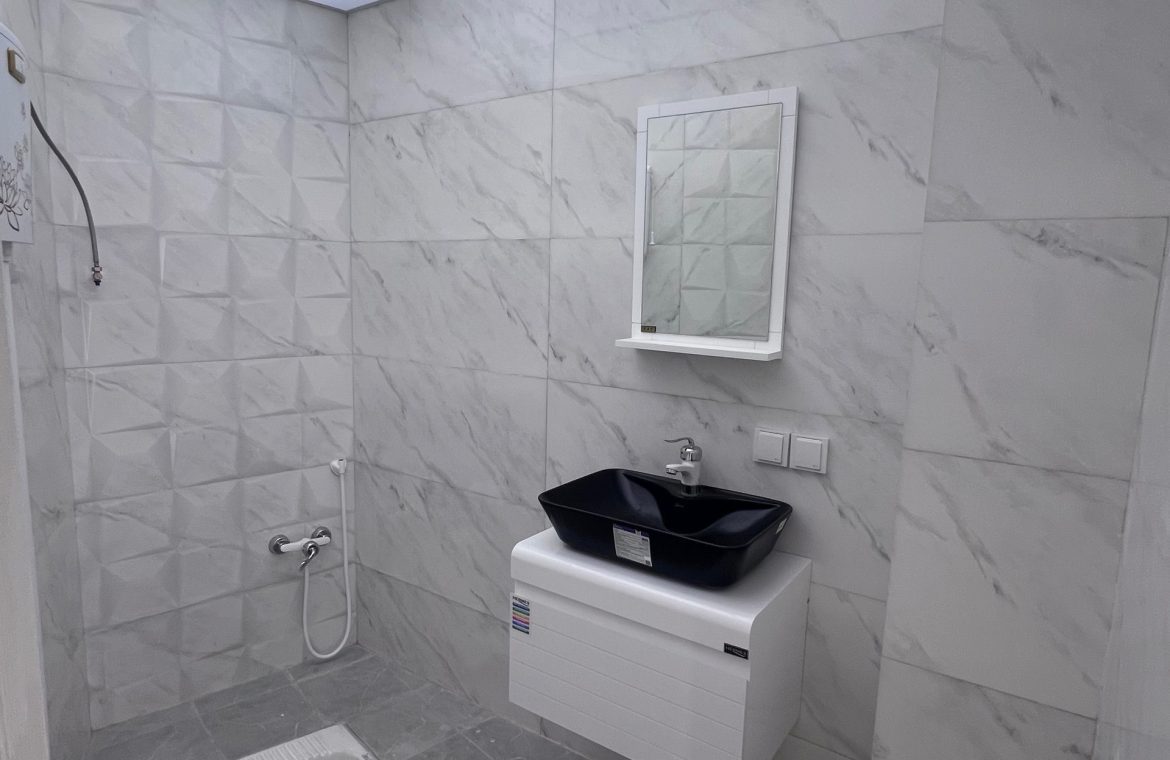 فروش تکواحدی 110 متر خیابان مطهری