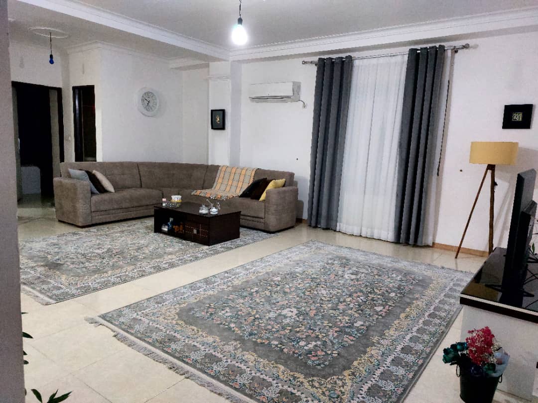 06faf364 d676 40ff 8562 153f110167c2 - فروش واحد 75 متری در خ مطهری انزلی کد 16910